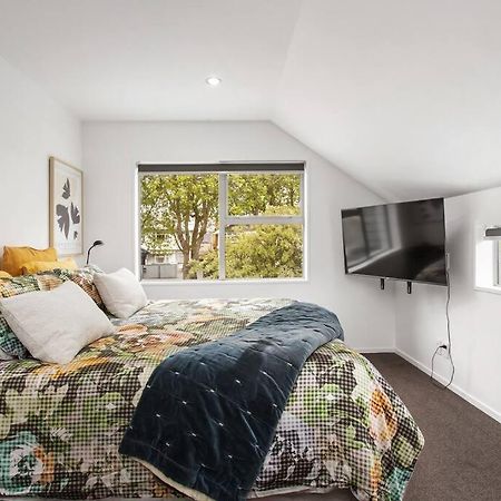 Convenient Urban Townhouse 2 Carparks Available Christchurch Exterior foto