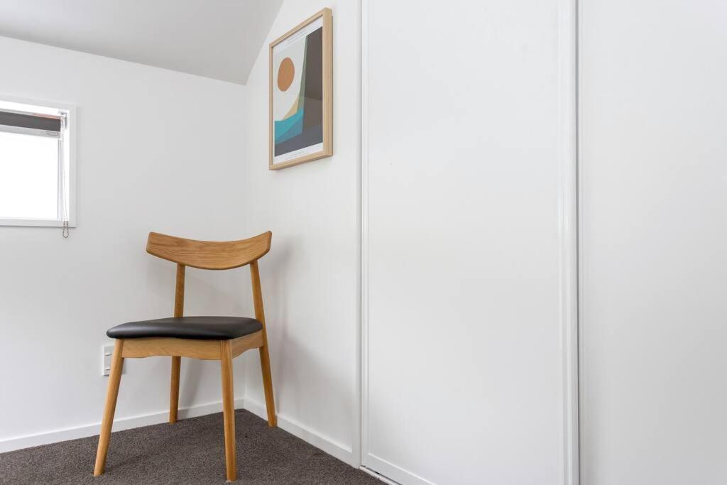 Convenient Urban Townhouse 2 Carparks Available Christchurch Exterior foto